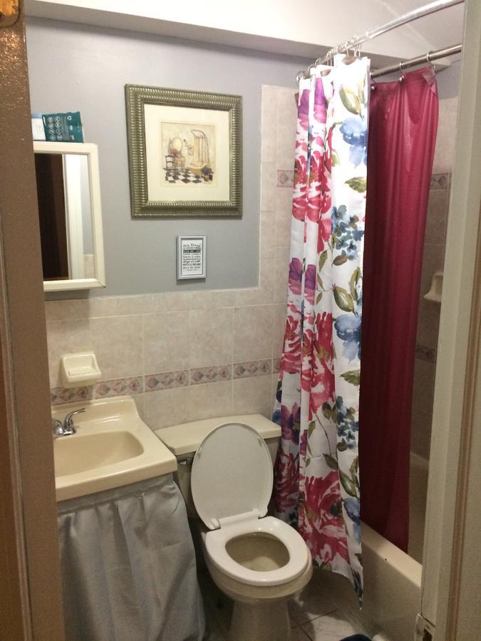 דירות ניו יורק Cozy And Quiet מראה חיצוני תמונה